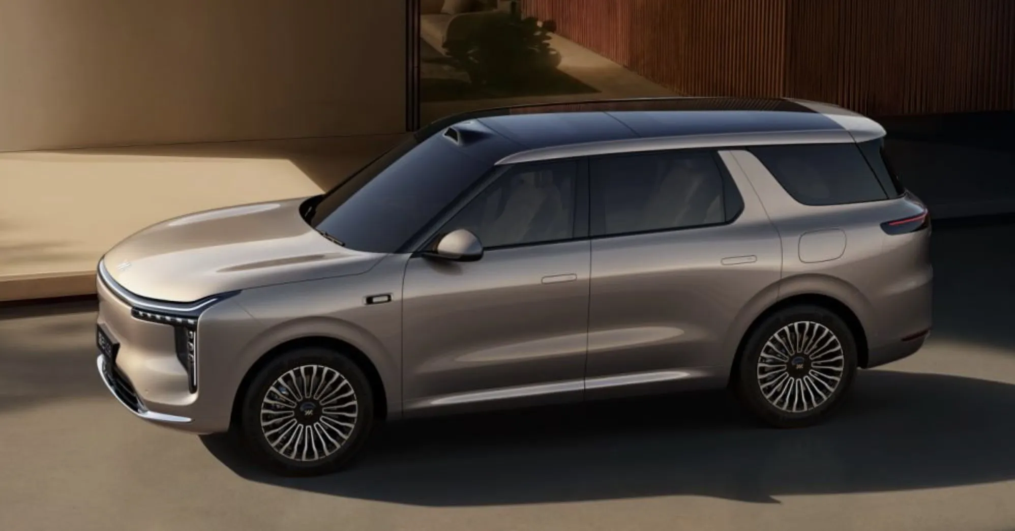 2598万元起智己LS8开启预售(图3)